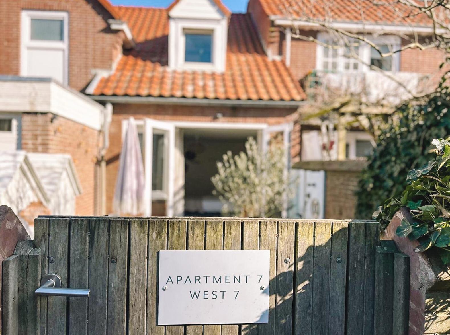 West 7 Apartment Zandvoort Room photo